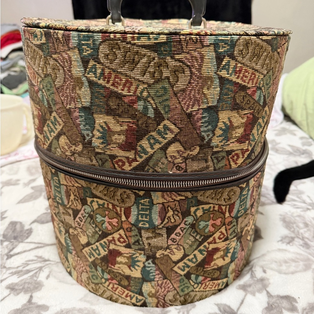 Vintage 60s Femina Tote by Munro Tapestry Wig Box Travel Case PanAm TWA Delta